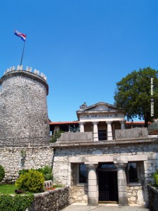 Frankopanski kaštel na Trsatu dao je obnoviti maršal Laval Nugent u prvoj polovici 19. stoljeća 19. stoljeća